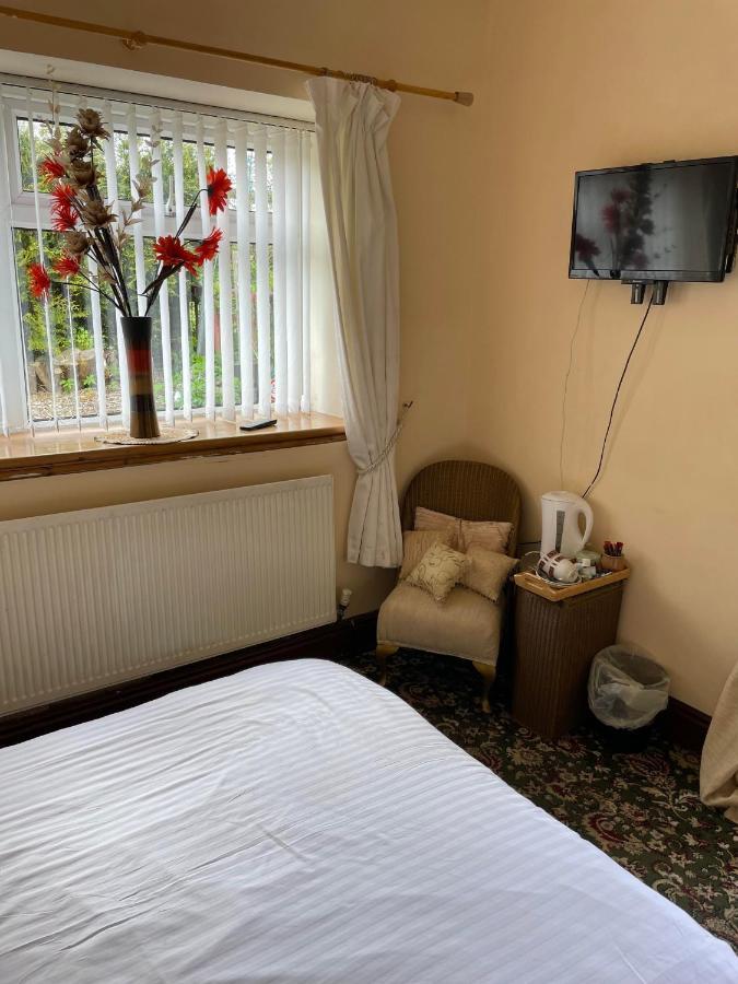 Prince Of Wales Inn Rhymney Extérieur photo